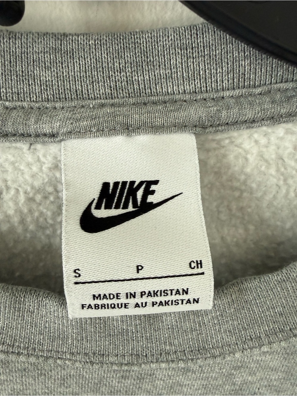 Nike Cropped Oversized Crew Sweatshirt - Picture 3 of 5